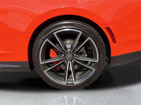 Used 2018 Chevrolet Camaro SS w/ Hot Wheels Edition RWD image 43