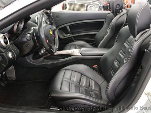 Used 2013 Ferrari California image 13