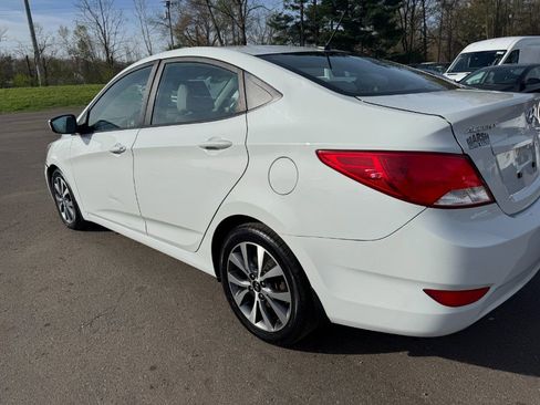 Used 2017 Hyundai Accent Value Edition FWD image 10