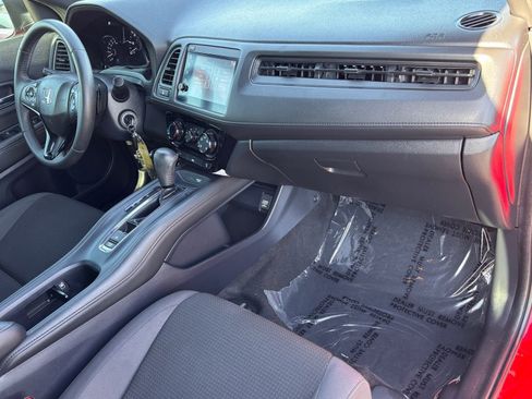 Certified 2019 Honda HR-V Sport image 13