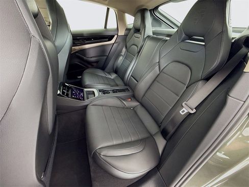 New 2025 Porsche Panamera image 23