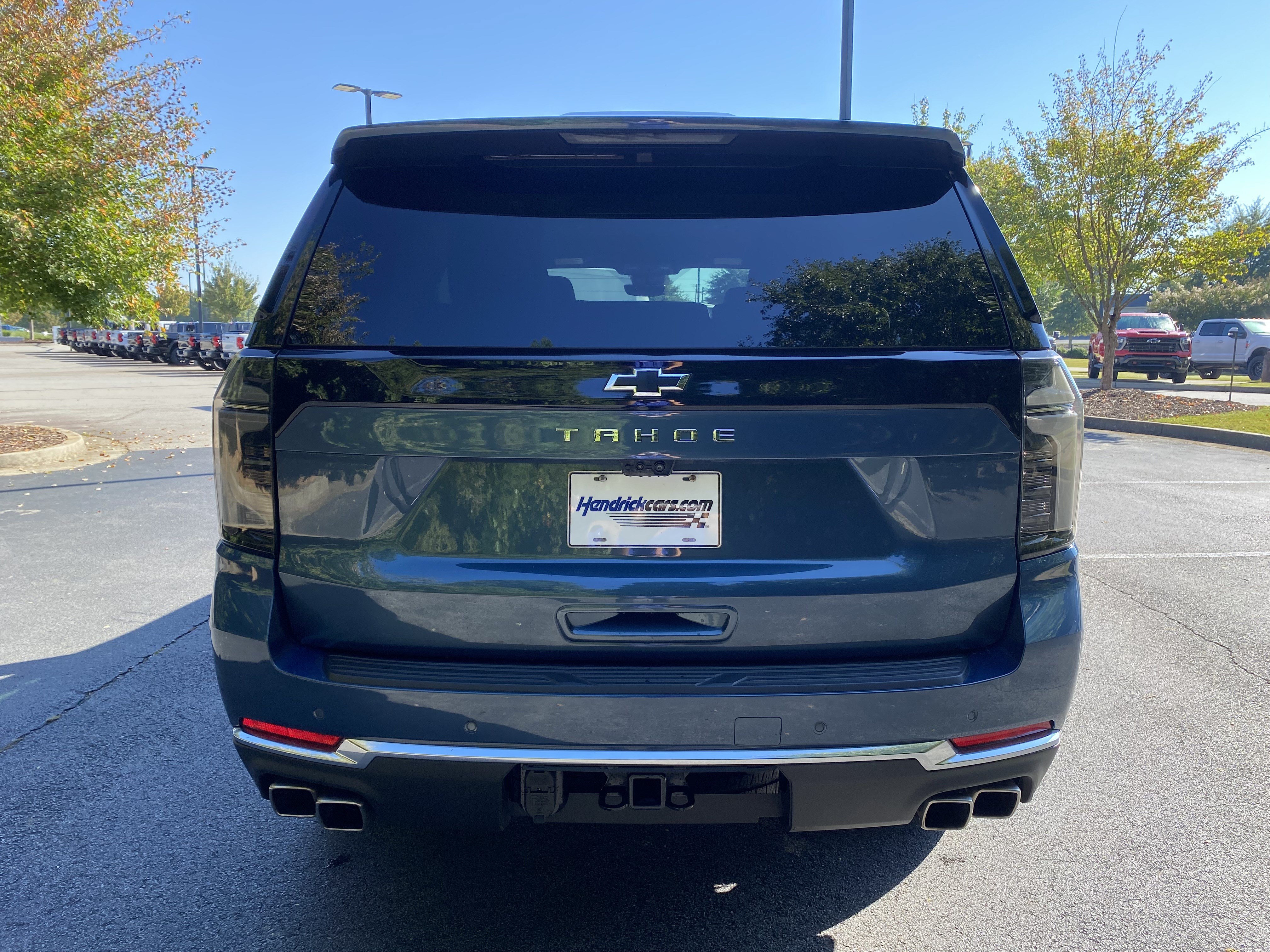 Used 2025 Chevrolet Tahoe High Country AWD/4WD image 8