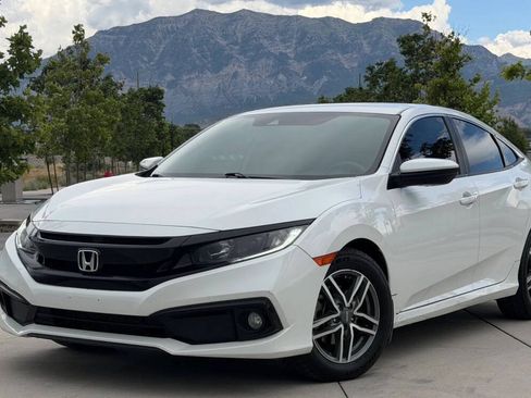 Used 2019 Honda Civic Sport image 1