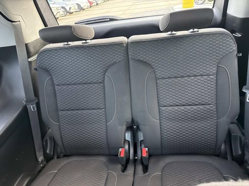 Used 2018 GMC Acadia SLE w/ Driver Alert Package I image 20