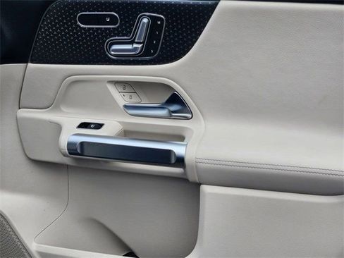 Certified 2026 Mercedes-Benz GLB 250 4MATIC image 17