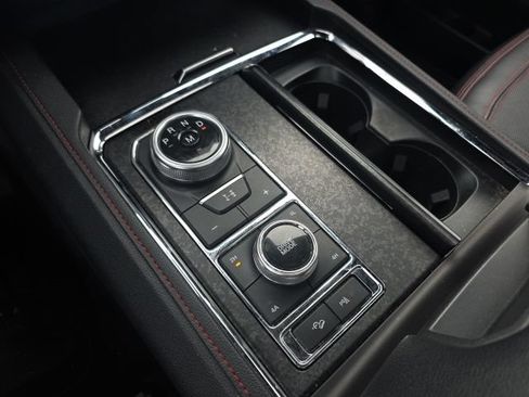Used 2023 Ford Expedition Limited AWD/4WD image 8