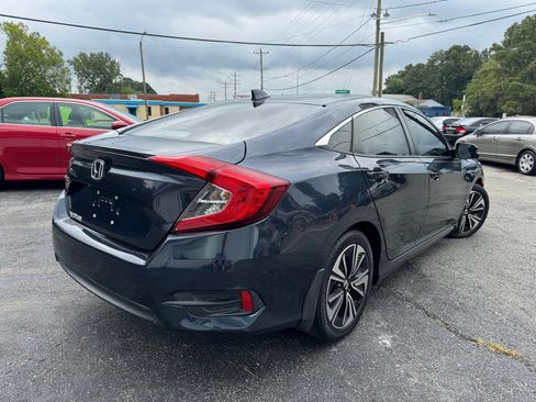 Used 2017 Honda Civic EX-L image 6