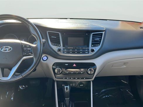 Used 2017 Hyundai Tucson Sport image 7