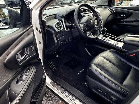 Used 2022 Nissan Murano SL image 9