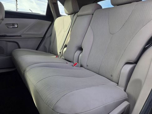 Used 2013 Toyota Venza LE image 13