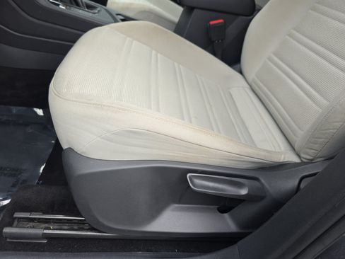 Used 2022 Volkswagen Tiguan S FWD image 29