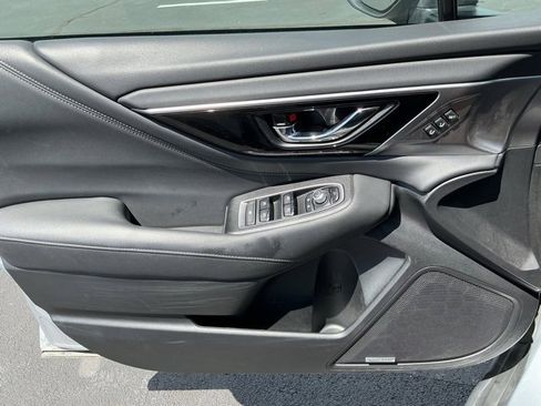 Used 2023 Subaru Outback Touring image 9
