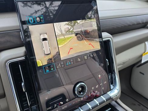 New 2026 GMC Yukon XL Denali w/ Denali Reserve Package image 31