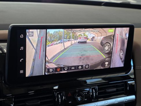 New 2026 Nissan Pathfinder Platinum AWD/4WD image 21