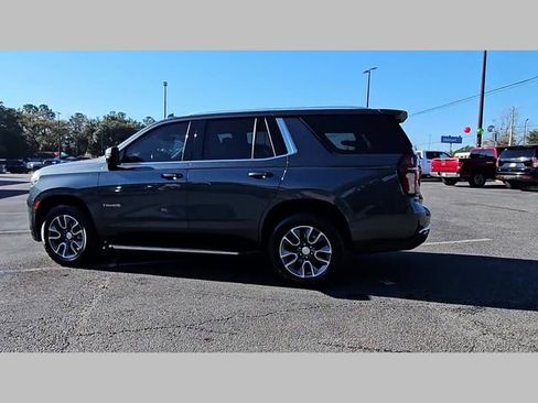 Used 2021 Chevrolet Tahoe LT w/ Luxury Package image 28