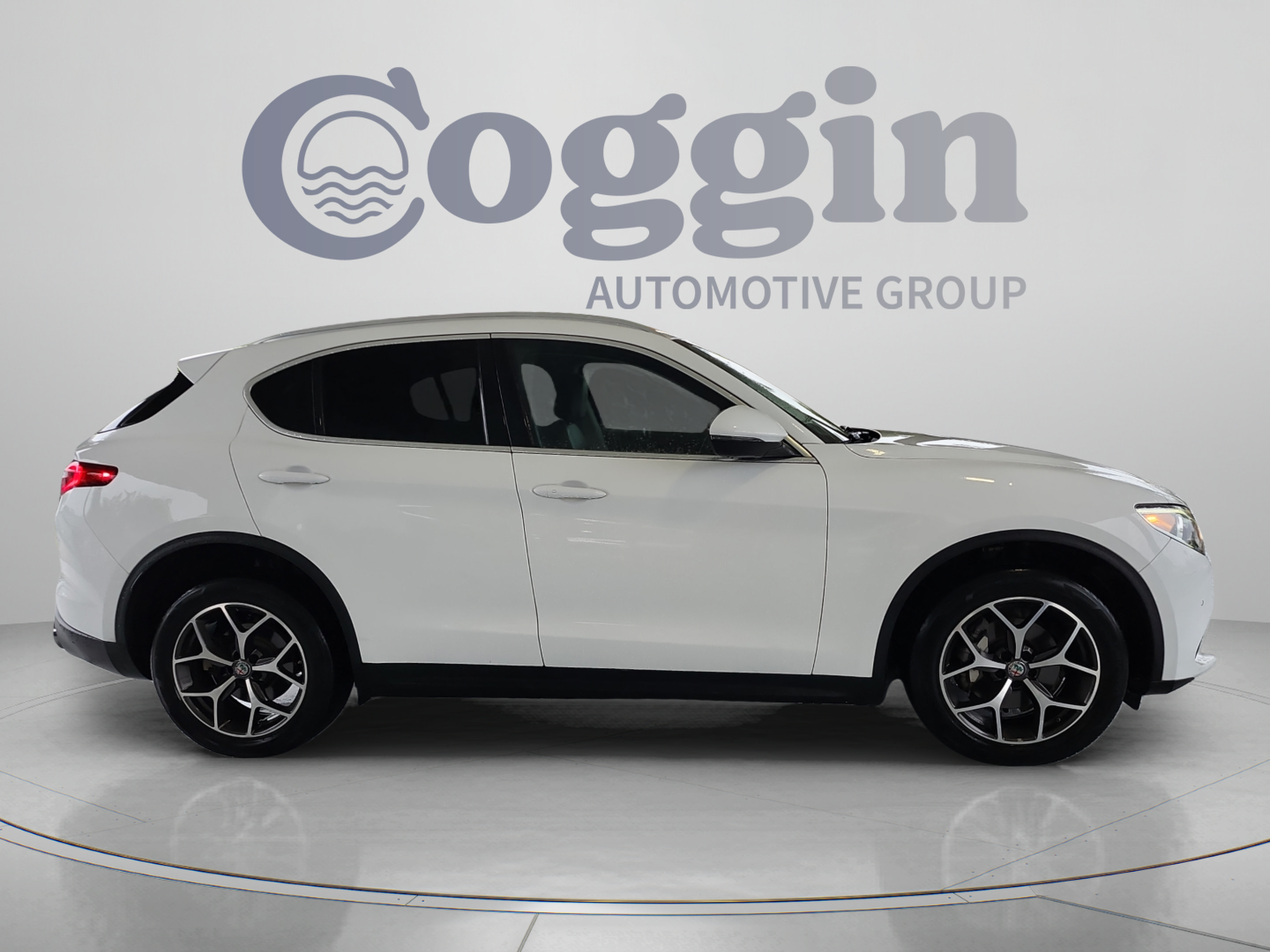 Used 2019 Alfa Romeo Stelvio Ti AWD/4WD image 6
