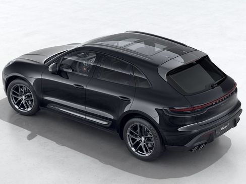 Certified 2023 Porsche Macan Turbo AWD/4WD image 2