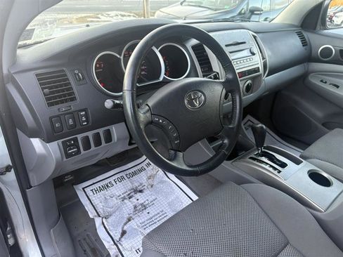 Used 2005 Toyota Tacoma 4x4 Double Cab image 9