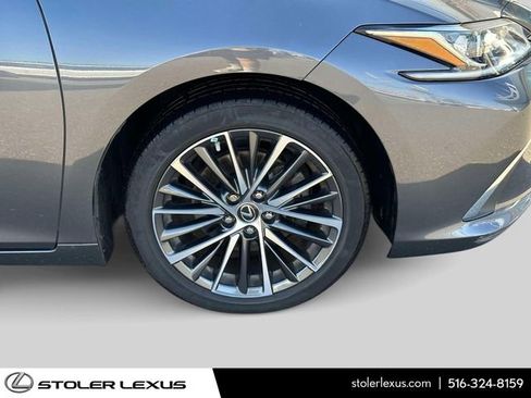 Used 2022 Lexus ES 350 w/ Premium Package FWD image 10