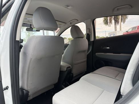 Certified 2021 Honda HR-V LX image 24