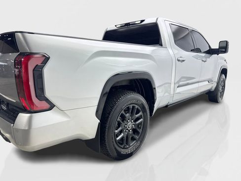 Used 2022 Toyota Tundra Platinum w/ Advanced Package AWD/4WD image 13