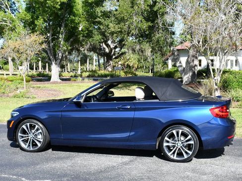 Used 2017 BMW 230i xDrive Convertible AWD/4WD image 4