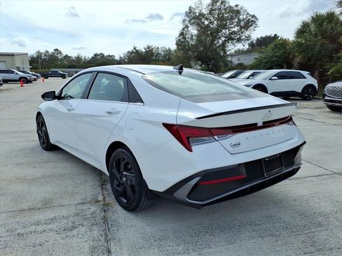 New 2026 Hyundai Elantra SEL Sport image 5