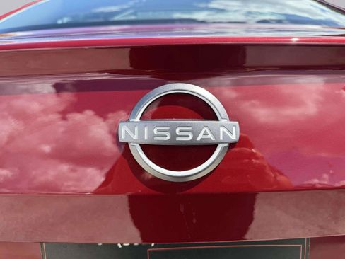 Used 2024 Nissan Altima 2.5 SV FWD image 15