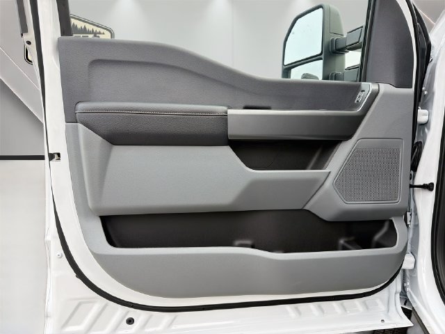 New 2027 Ford F350 XL w/ STX Appearance Package AWD/4WD image 25