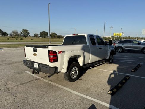 Used 2012 Chevrolet Silverado 2500 W/T image 2