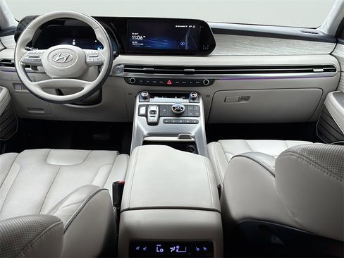 Used 2024 Hyundai Palisade Calligraphy image 14