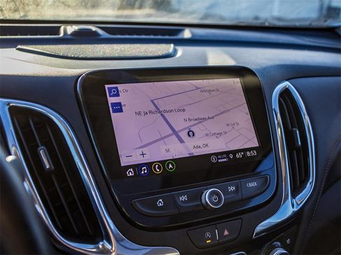 Used 2024 Chevrolet Equinox Premier image 30