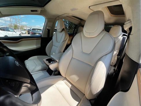 Used 2018 Tesla Model X 75D AWD/4WD image 24