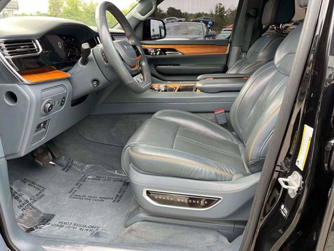 Used 2022 Jeep Grand Wagoneer Series II w/ Premium Group II AWD/4WD image 16