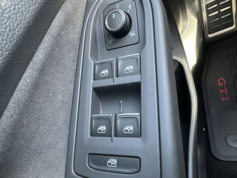 New 2026 Volkswagen GTI SE image 15