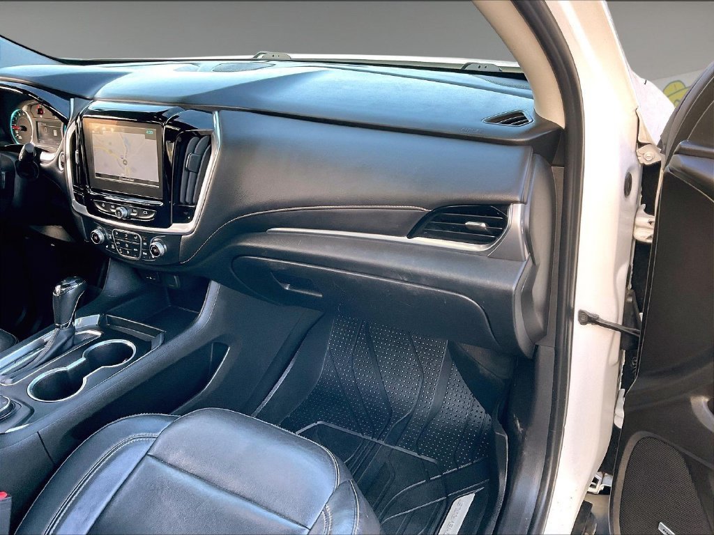 Used 2019 Chevrolet Traverse LT w/ LT Premium Package AWD/4WD image 12