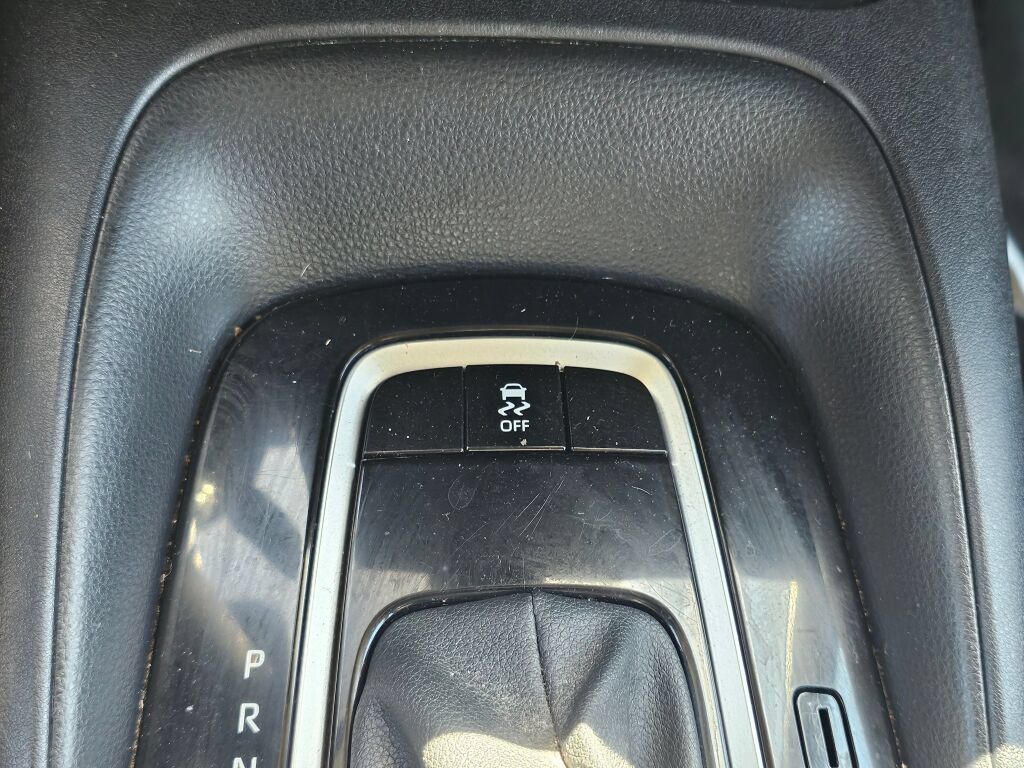 Used 2023 Toyota Corolla LE FWD image 28