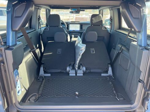 New 2025 Ford Bronco Base image 20