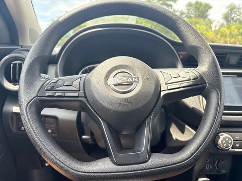Used 2024 Nissan Kicks S FWD image 9