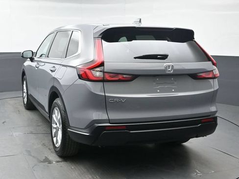 Used 2024 Honda CR-V EX image 3