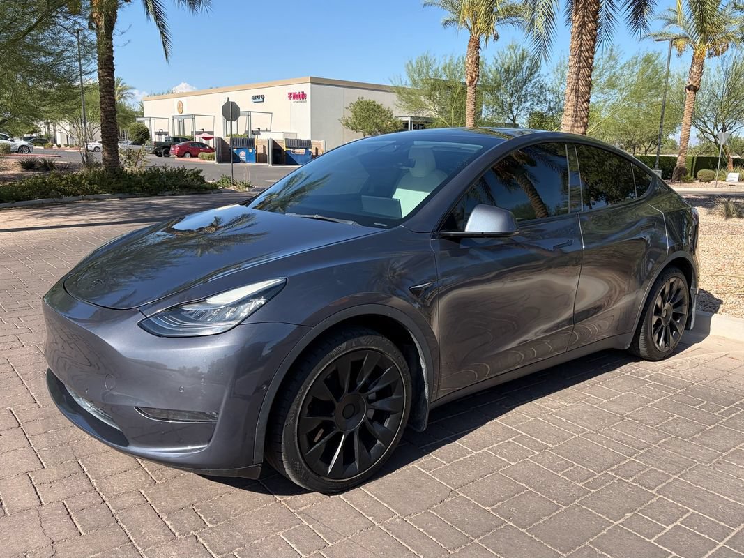 Used 2021 Tesla Model Y 2WD image 6