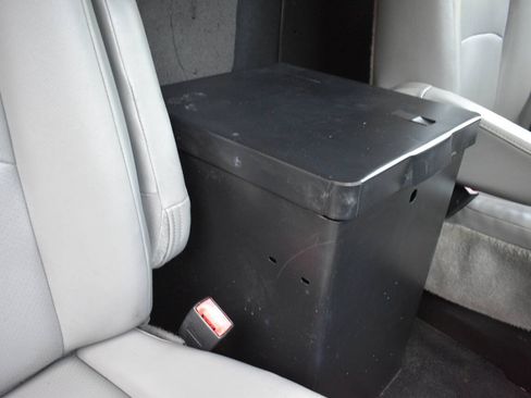 Used 2014 Ford E-350 and Econoline 350 Super Duty RWD image 26