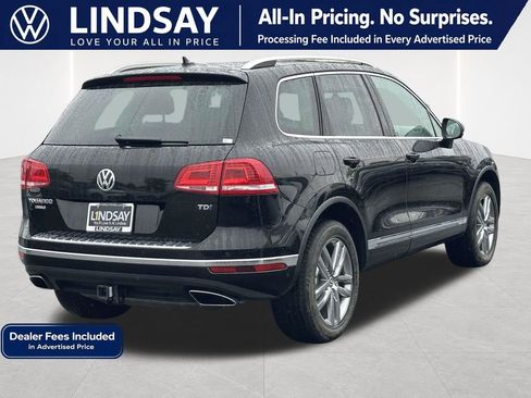 Used 2016 Volkswagen Touareg Sport AWD/4WD image 7