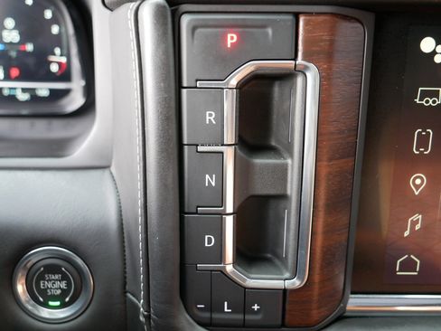 Certified 2023 GMC Yukon Denali Ultimate image 24