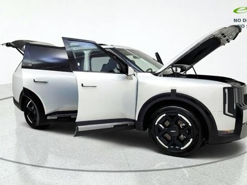 Used 2027 Kia Telluride EX w/ Towing Package FWD image 11