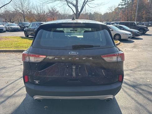 Used 2021 Ford Escape S image 15