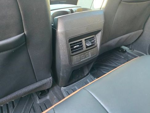 Used 2024 GMC Canyon AT4 w/ AT4 Premium Package image 30