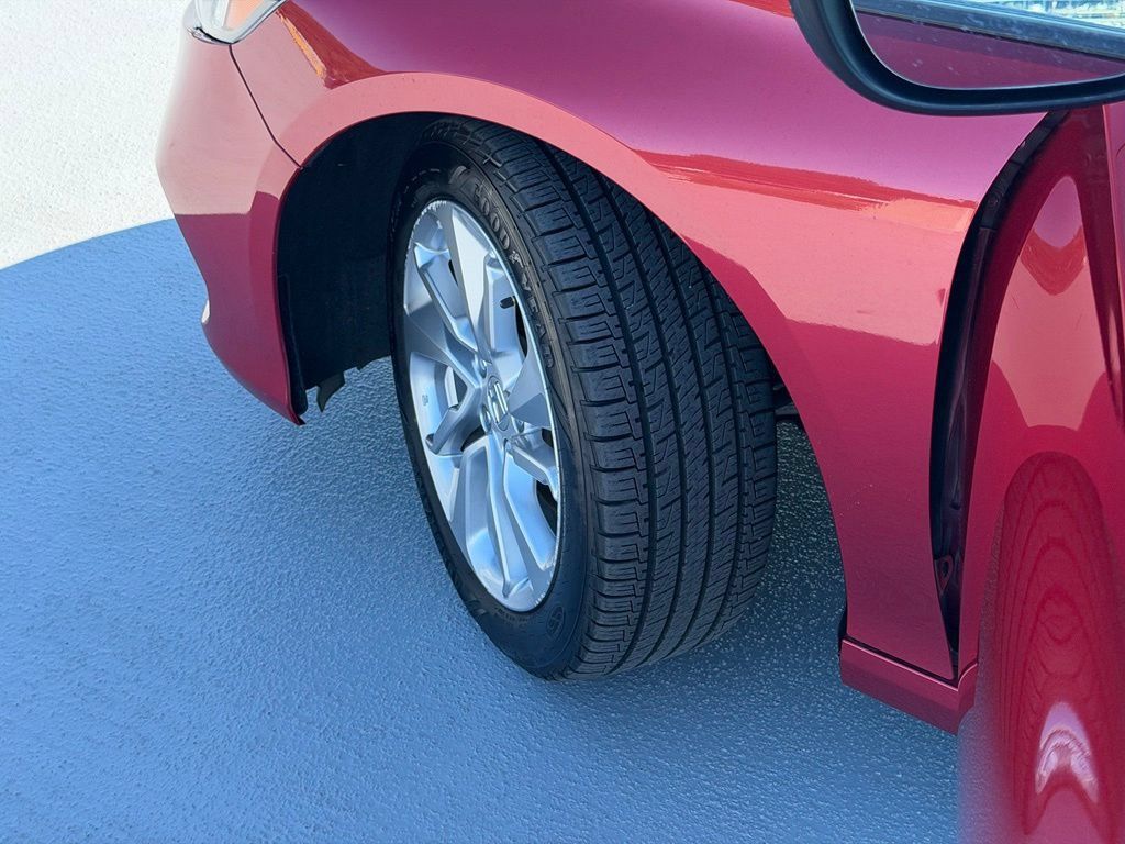 Used 2018 Honda Accord LX image 24
