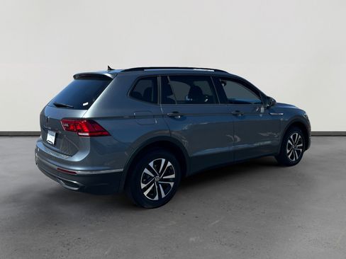 Used 2023 Volkswagen Tiguan S w/ Driver Assistance Package FWD image 5