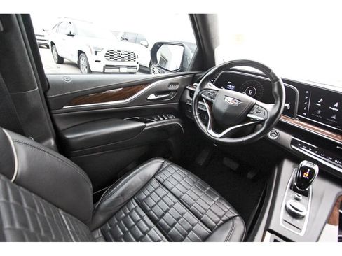 Used 2021 Cadillac Escalade Sport Platinum AWD/4WD image 8